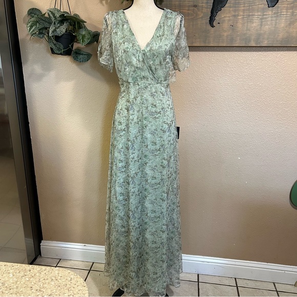 NWT Lulus Dreamiest Desires Sage Green Floral Maxi Dress | Size Large - Picture 2 of 11